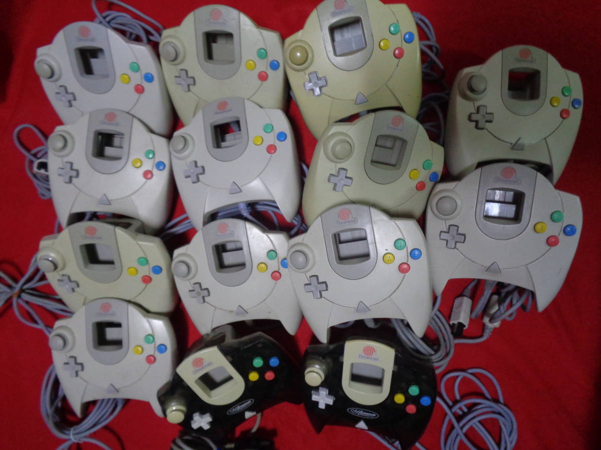 ★　ドリームキャスト　用 　コントローラー　14個　★　HKT-7700　　まとめ　大量　ヤ100　パーツ取り