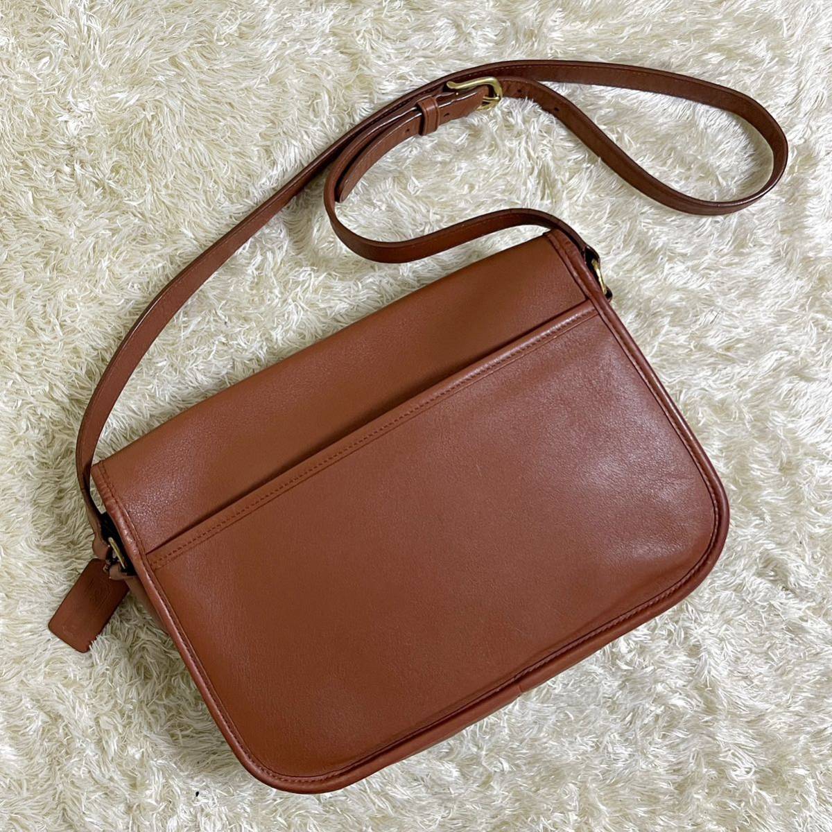 美品》オールドコーチ ショルダーバッグ ターンロック グラブ 