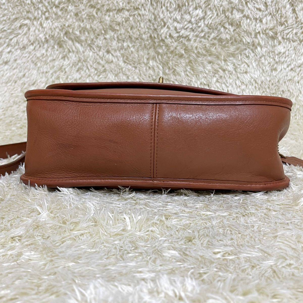 美品》オールドコーチ ショルダーバッグ ターンロック グラブ 