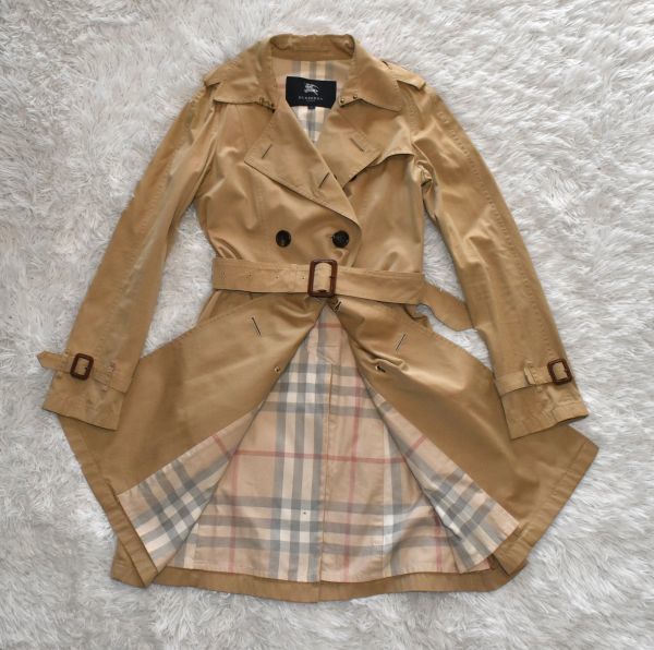 ★★バーバリーロンドン★ お洒落なベージュ色★ベルト付き 傑作と言われる名門ブランドの素敵なトレンチコート40