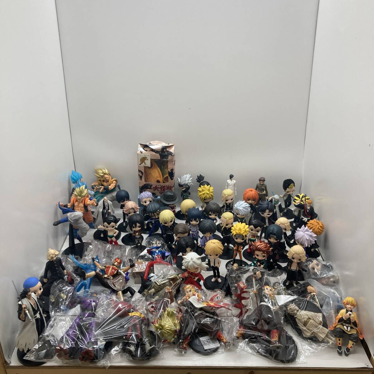 1円～】箱無し フィギュア まとめ売り ナルト 犬夜叉 鬼滅の刃 アトム