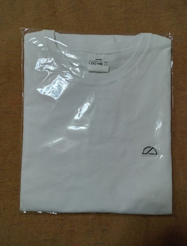 公式グッズ】Snow Man i DO ME ロングTシャツ 1st DOME tour 2023