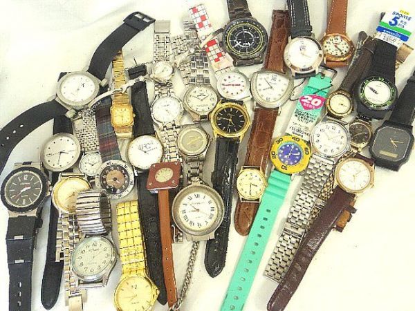 【ジャンク】SEIKO　ALBA　カシオ　他 腕時計まとめ⑬ T9882☆【セイコー カシオ 他】腕時計 30点☆ジャンク アルバ セイコー