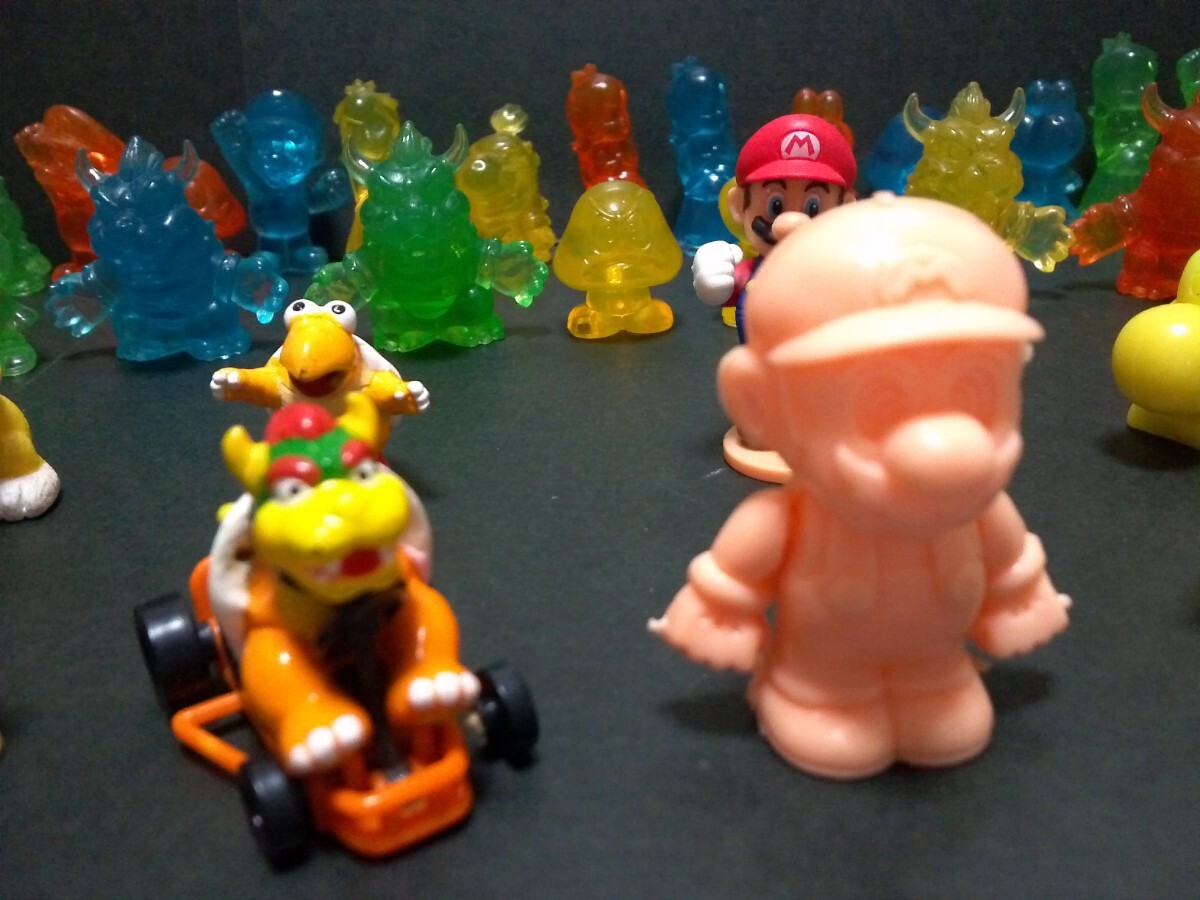スーパーマリオ レトロセット☆ フィギュア・ソフビ・PEZ・消しゴム
