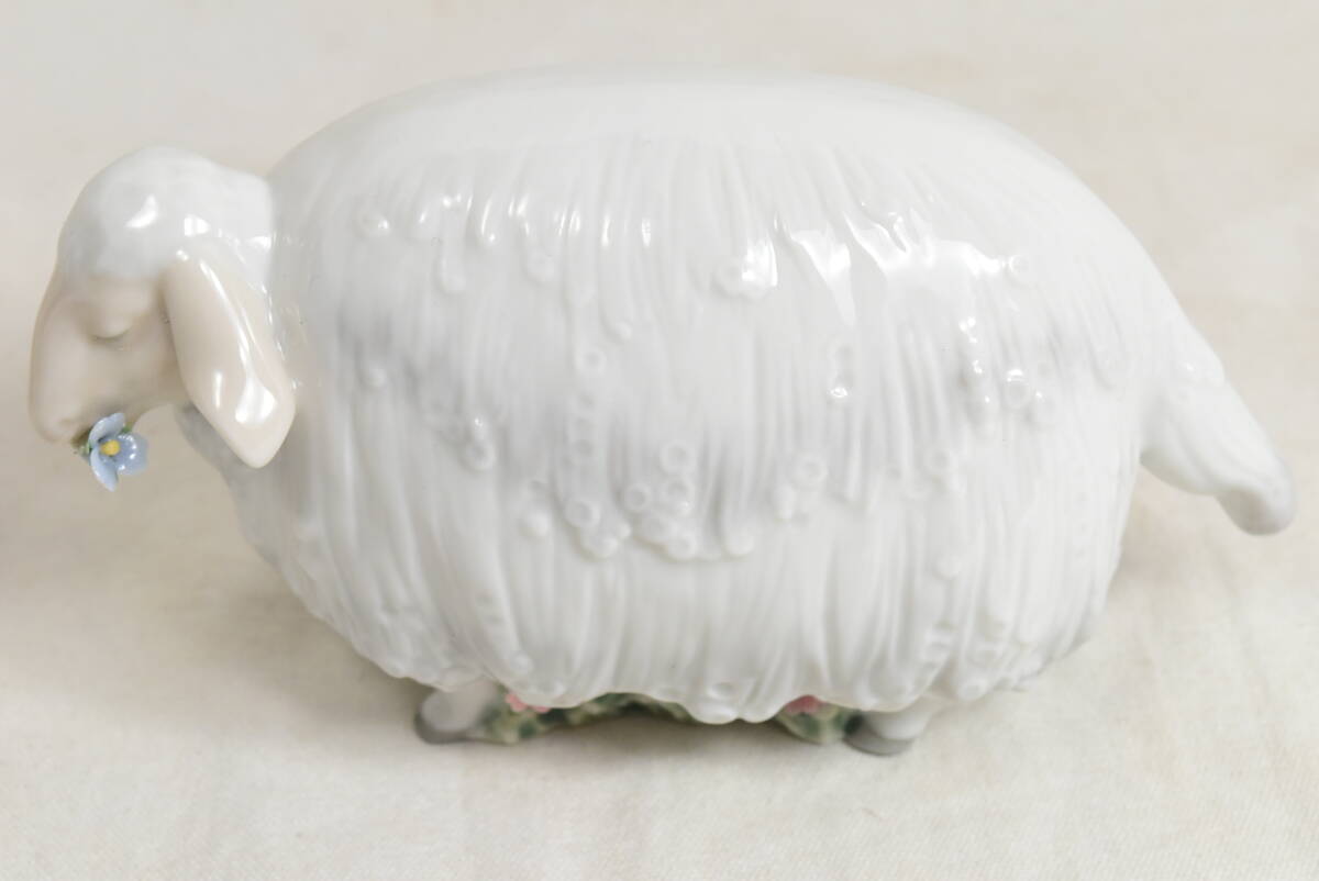 美品 LLADRO リヤドロ 磁器人形 羊 牝羊・牡羊 置物 ペアセット .N
