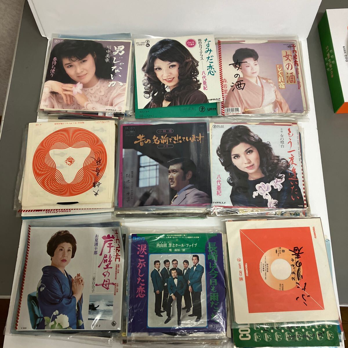 レコード 70枚 セット 邦楽 昭和の名曲 美空ひばり 美川憲一 八代亜紀 内山田洋 千昌夫 北島三郎 和田アキ子 川中美幸 三波春夫 森進一_1