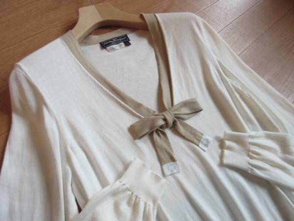 即決Ferragamoフェラガモ★結びリボン装飾 配色デザインニット/L