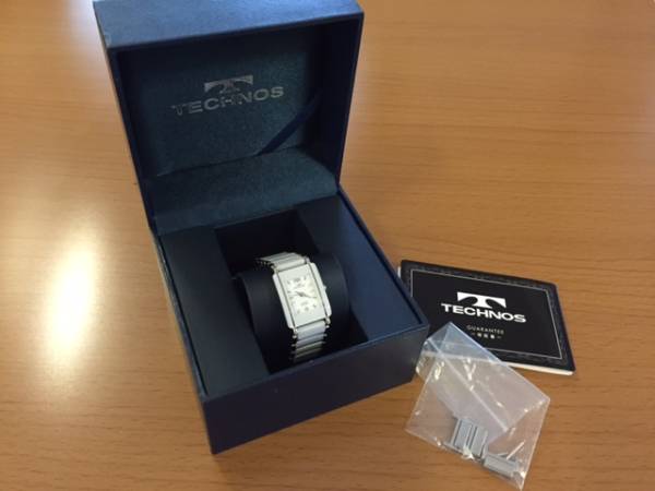 美品 TECHNOS TAL-742 レディースウォッチ ホワイト 腕時計