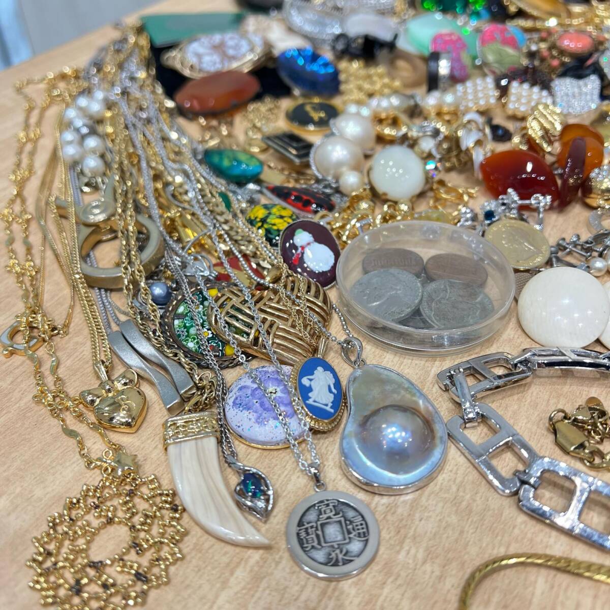 アクセサリー 大量 セット ネックレス イヤリング ブローチ ピアス 天然石 珊瑚 シルバー など_3