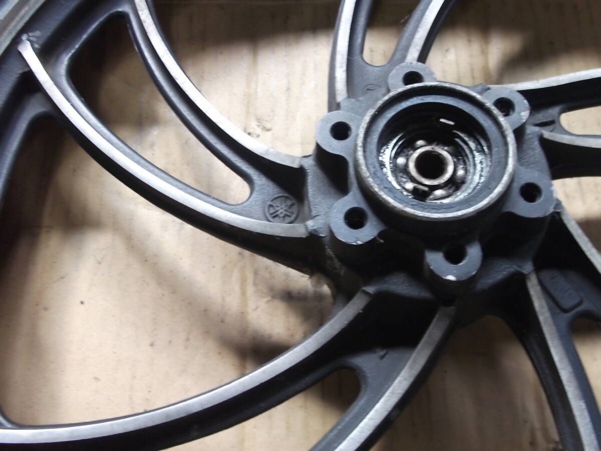 ヤマハ　初期RZ250用　フロントホイール　2_6