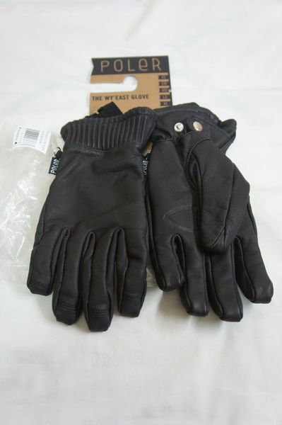 POLeR◆ポーラー レザーグローブ　sizeM 未使用正規品☆