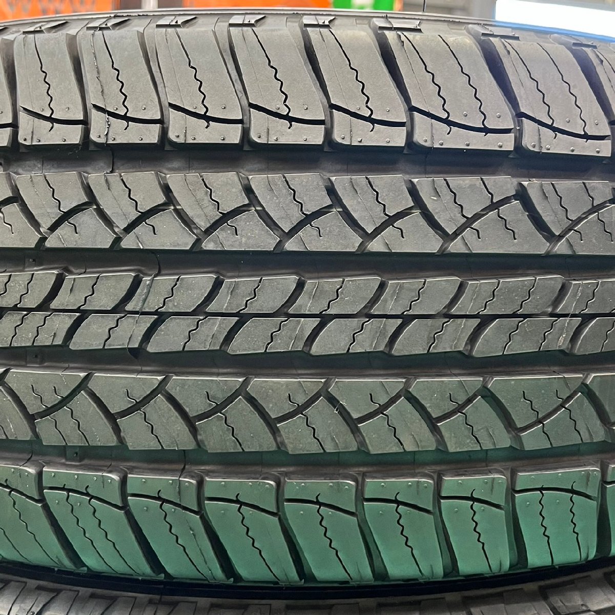 22年製 新車外し 265/65R17 ミシュラン LATITUDE ラティチュード イボ