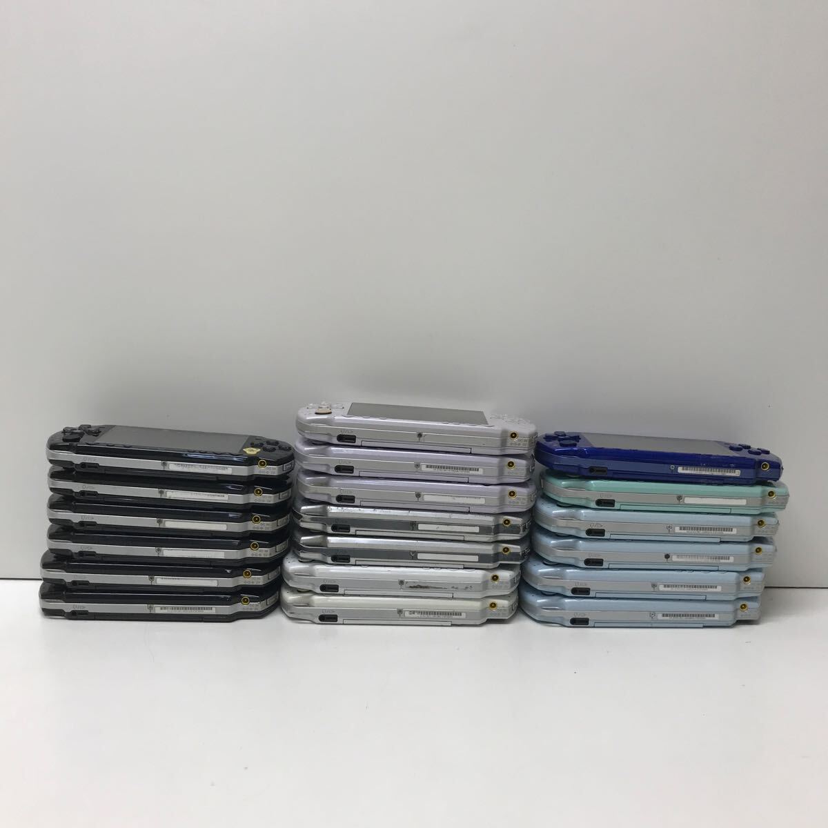 A1665☆SONY PSP-2000版PSP本体のみ19個まとめてセット【ジャンク