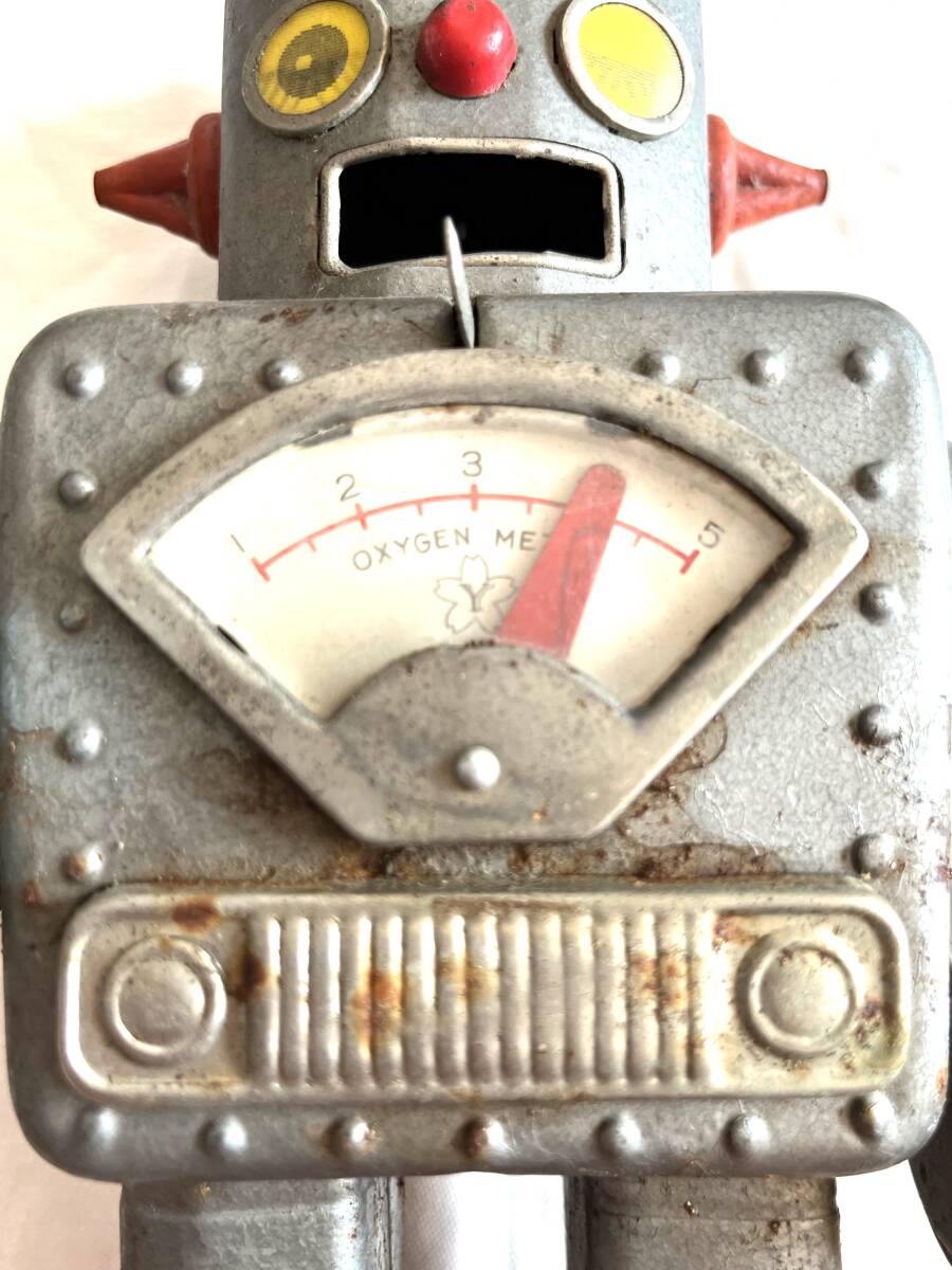 ブリキ　ゼンマイで動くロボット　　動作確認済　レトロ　ビンテージ　玩具　二足歩行　おもちゃ　アンティーク_3