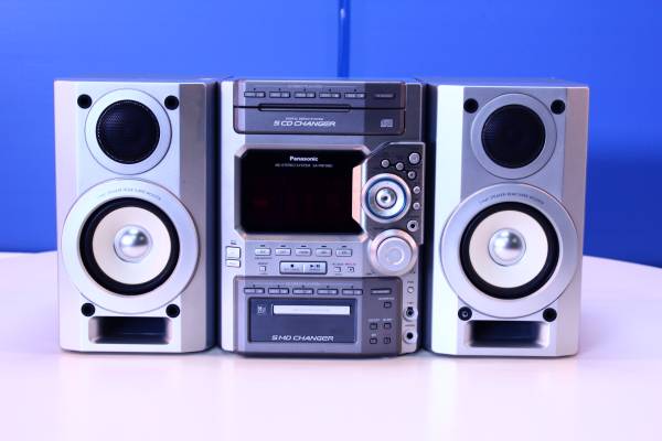 ５チェンジャー!!ＭＤ・ＣＤミニコンポ（ジャンク）■（0251）