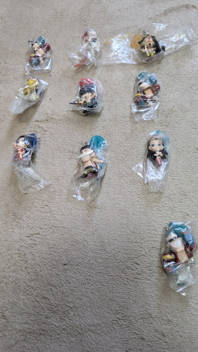 ワンピース　ストラップ_4