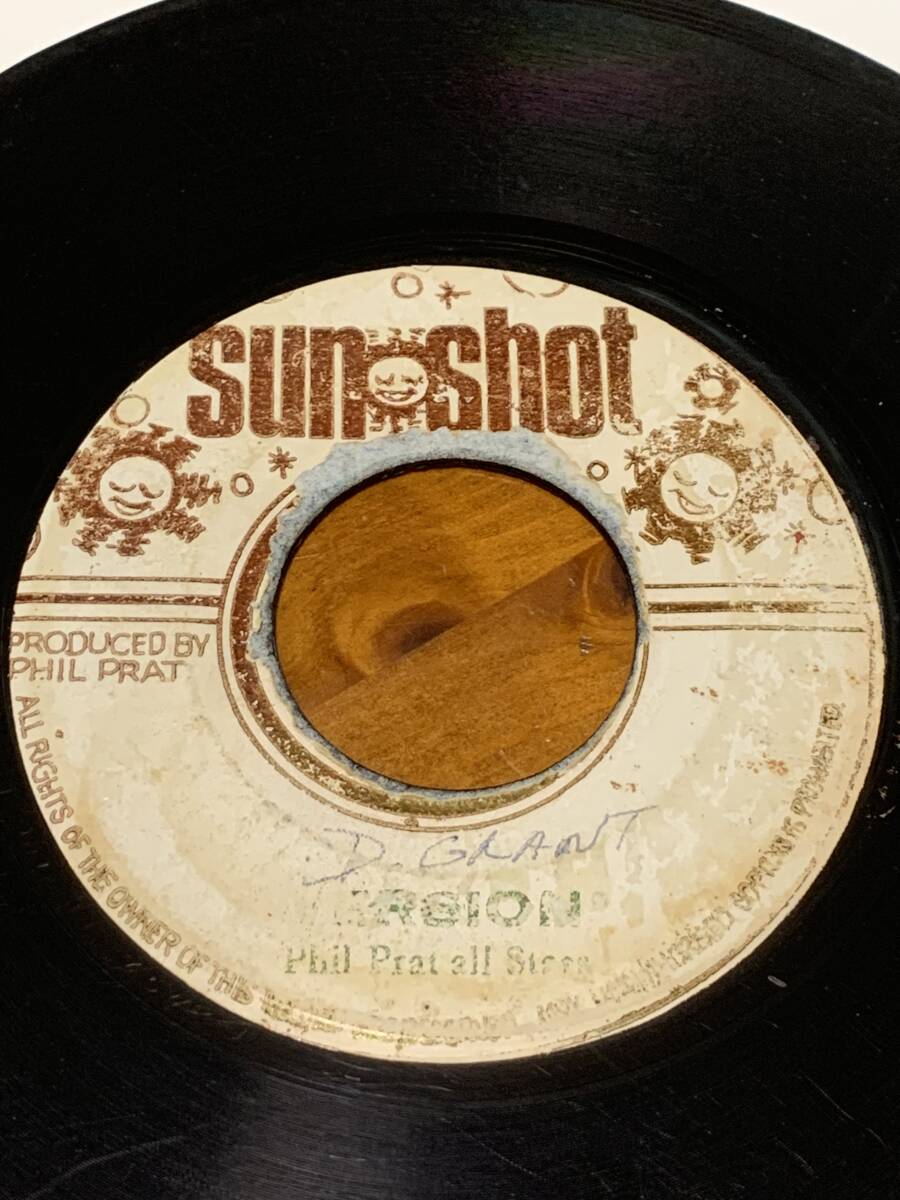 dennis brown - fire singer レコード レゲエ レア盤 オリジナル盤 7インチレコード DENNIS BROWN LET LOVING / PHIL PRAT