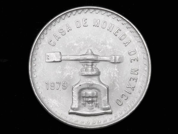 メキシコ銀貨　　メキシコ造幣局　純銀１トロイオンス　ＬＥＹ　．９２５　２枚 1円～☆質流れ☆メキシコ 1トロイオンス銀貨 1979年発行 スターリング