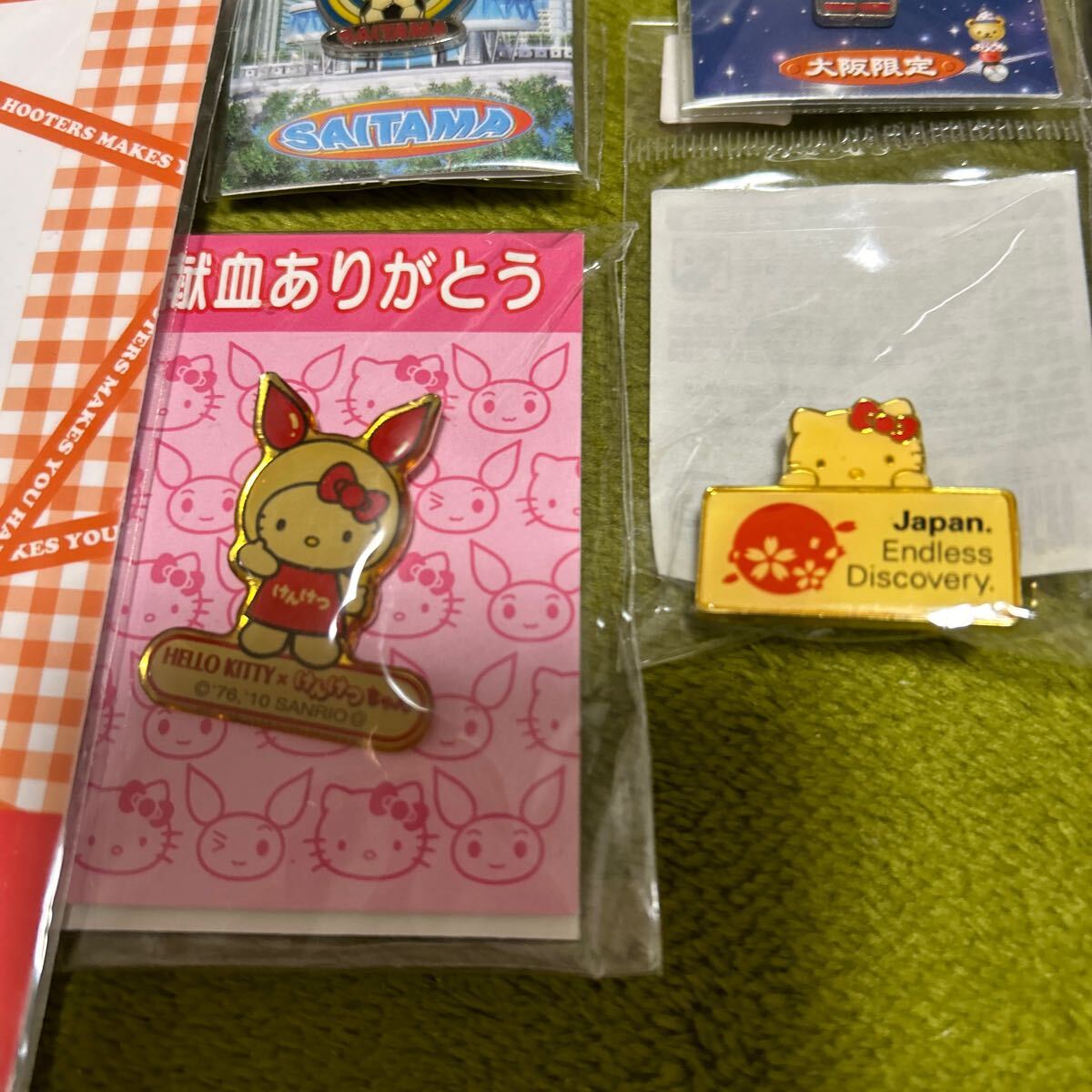 サンリオ ハローキティ ピンバッジ ピンバッチ ピンズ レトロ ご当地