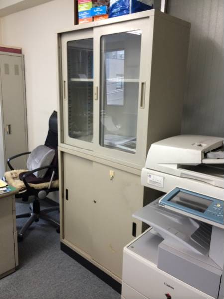 引取可能 東京都台東区 中古 オフィス家具 収納棚②