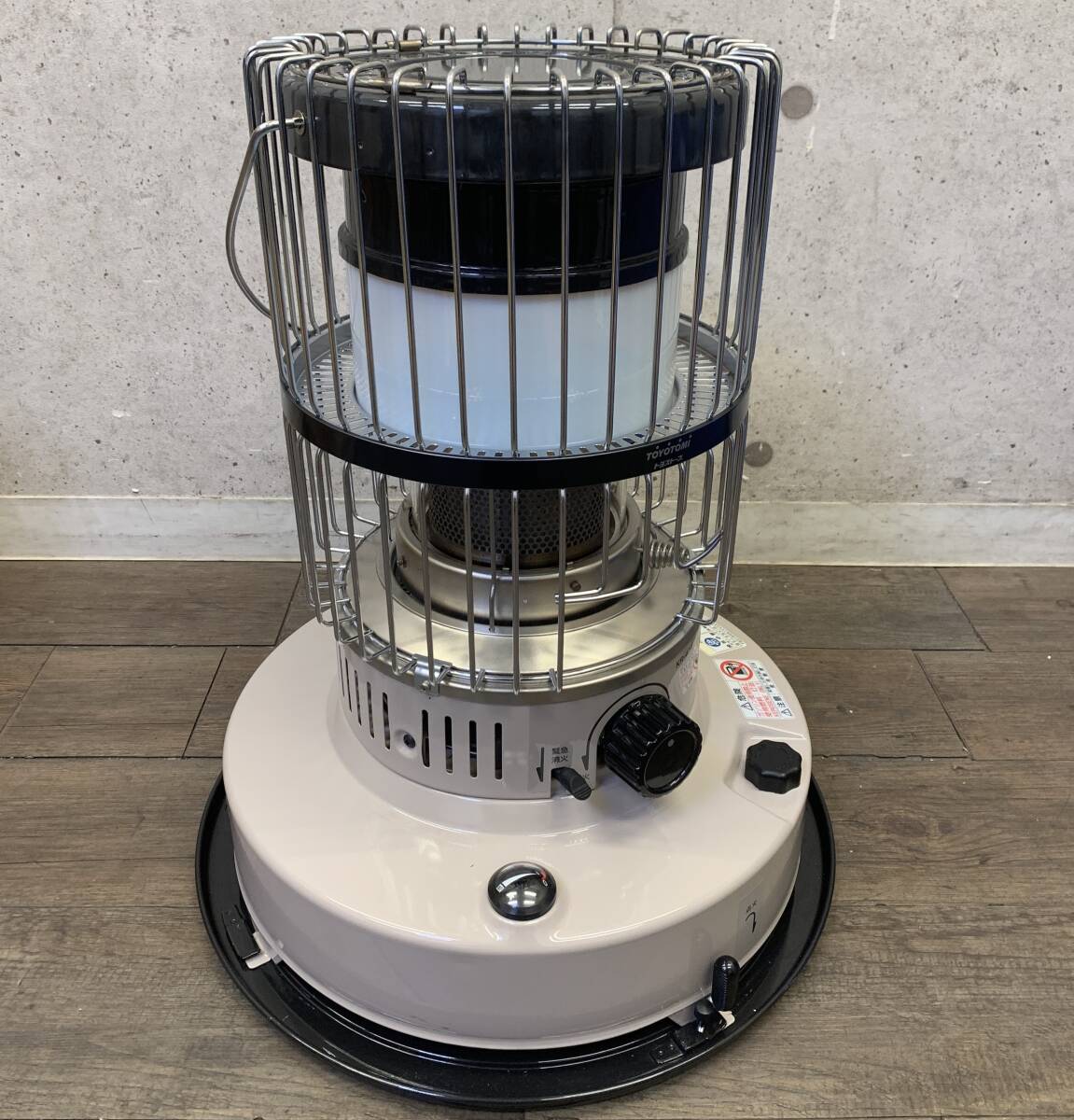 ダブルクリーン トヨトミ石油ストーブ トヨトミの石油ストーブに新色が