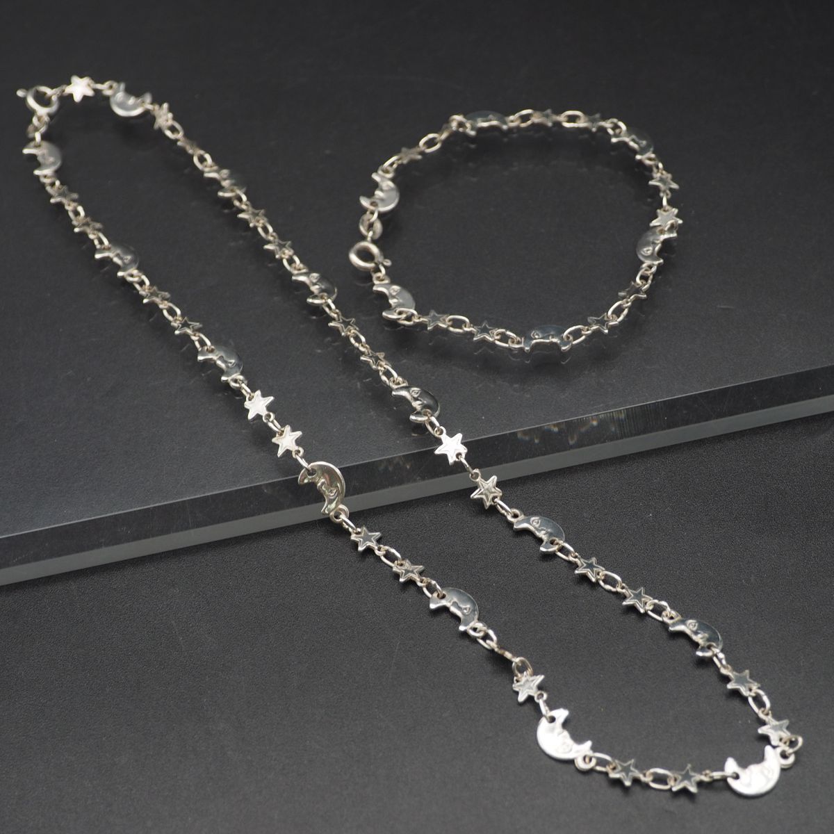 シルバー ネックレス 刻印italyの中古品 ITALY 925刻印 デザイン 2026 