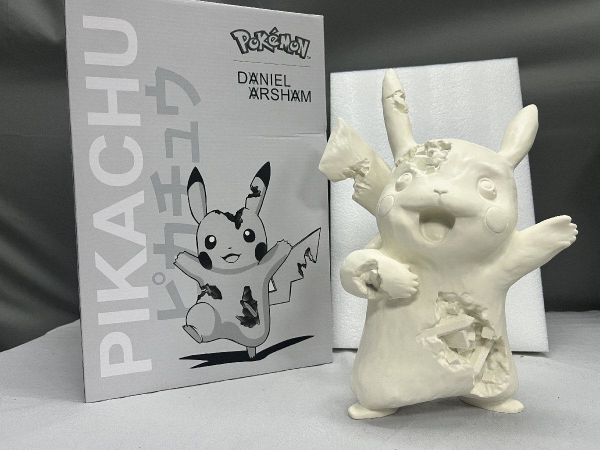 Daniel Arsham x Pokemon Crystalized Pikachu Future 世界500個限定