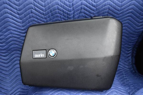 BMW　パニアケース　ｒ　ｋ　カギ付　Z型　右側　純正