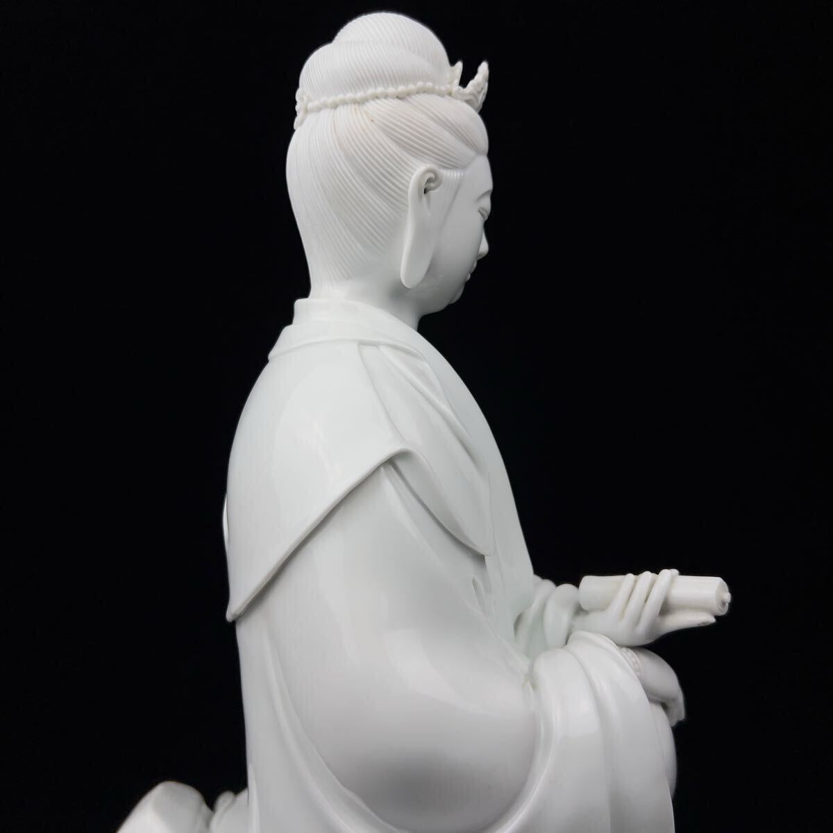 旧家蔵出品 有田焼 名品 樋渡陶六 白磁岩産観音像 共箱 保証品 状態