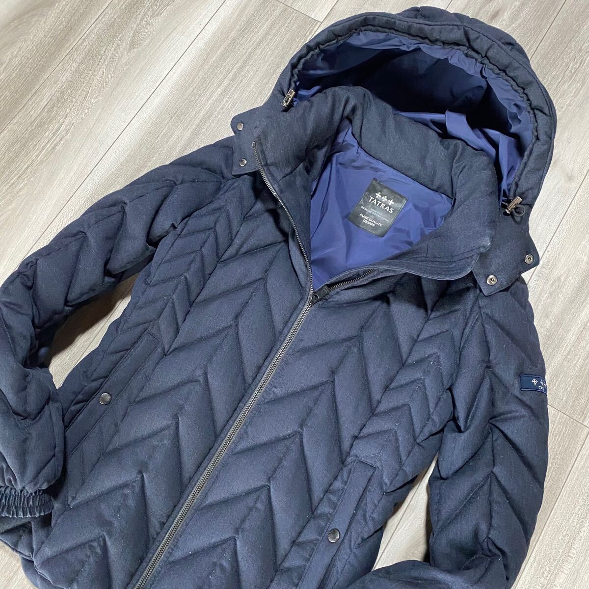 極美品 03/Lサイズ 『TATRAS タトラス』ADIGE アディジェ ダウン 