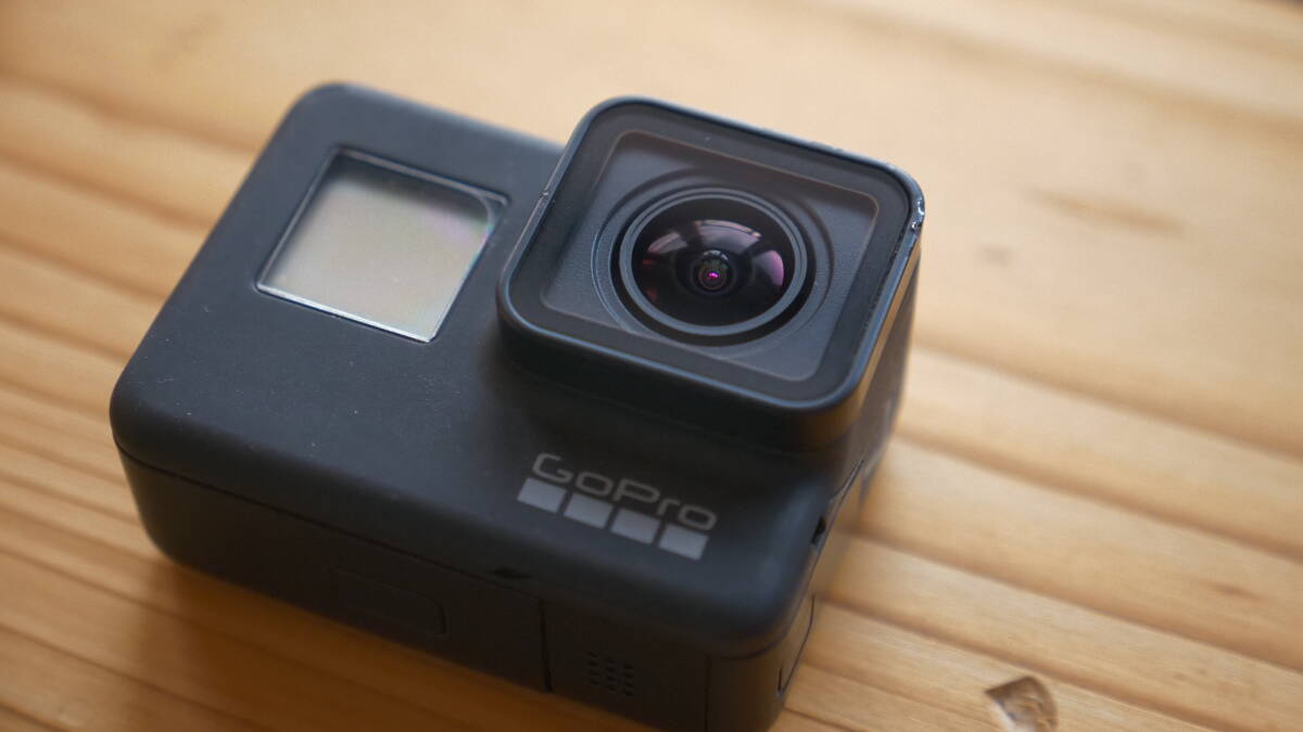 GoPro HERO7 Black・おまけ多数・バッテリー4本付き・チャージャー 