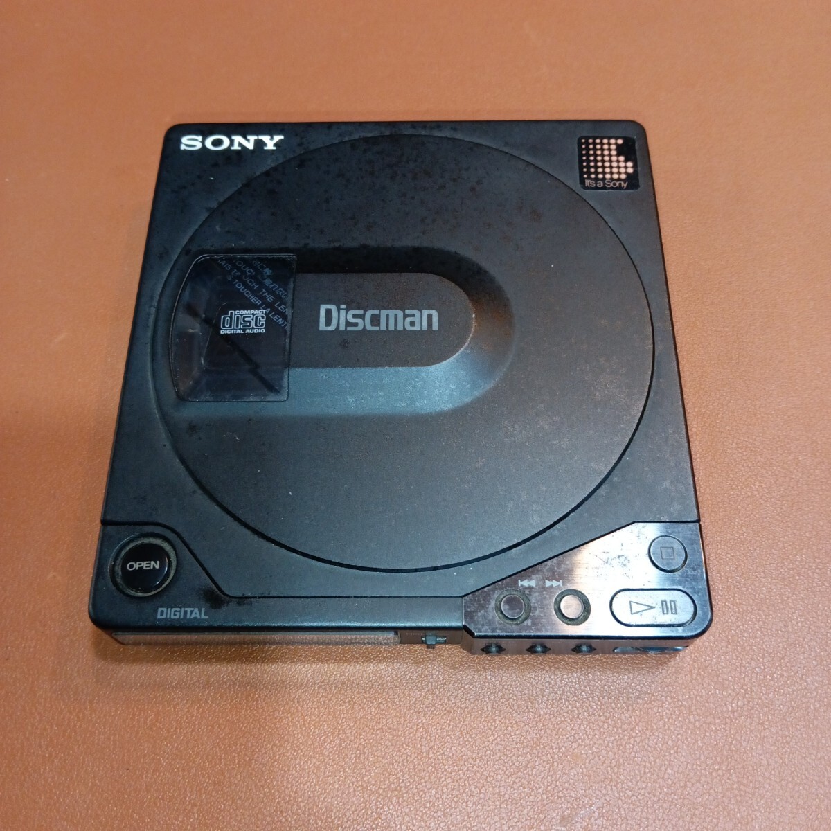 SONY D-150 ソニー CDプレーヤーディスクマン Discman ジャンク品 動作