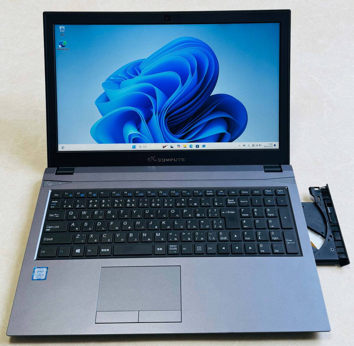 美品 バッテリー97%】Lenovo Yoga Pro 7i 第13世代CPU