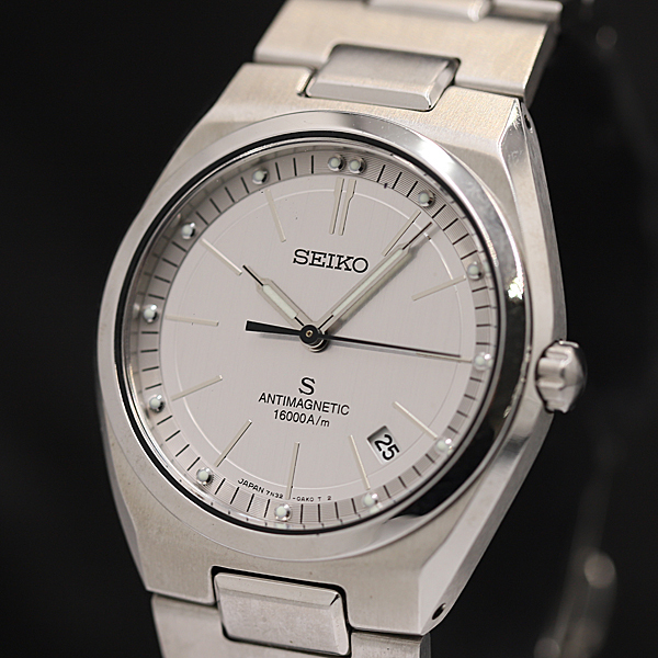 SEIKO 7N32-0AG0 SUS 耐磁16000A⁄m デイト クオーツ 公式通販