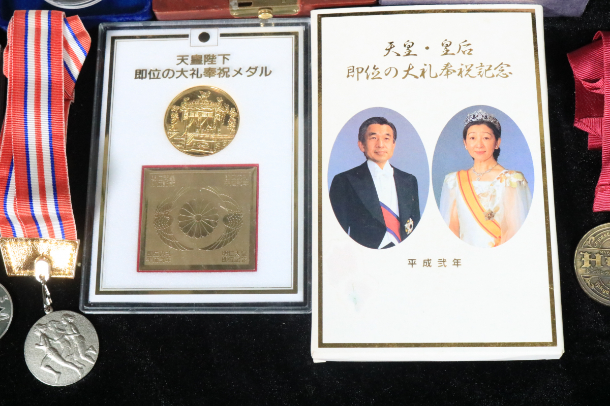 ☆【勲章まとめ】 総重量約1.7kg 天皇陛下即位記念メダル 日本国有鉄道