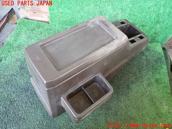 HJ61V ランクル60 純正センターコンソール と灰皿 ランドクルーザー 5UPJ-11777540]ランクル60系(HJ61V)センターコンソール 中古 中古 5UPJ