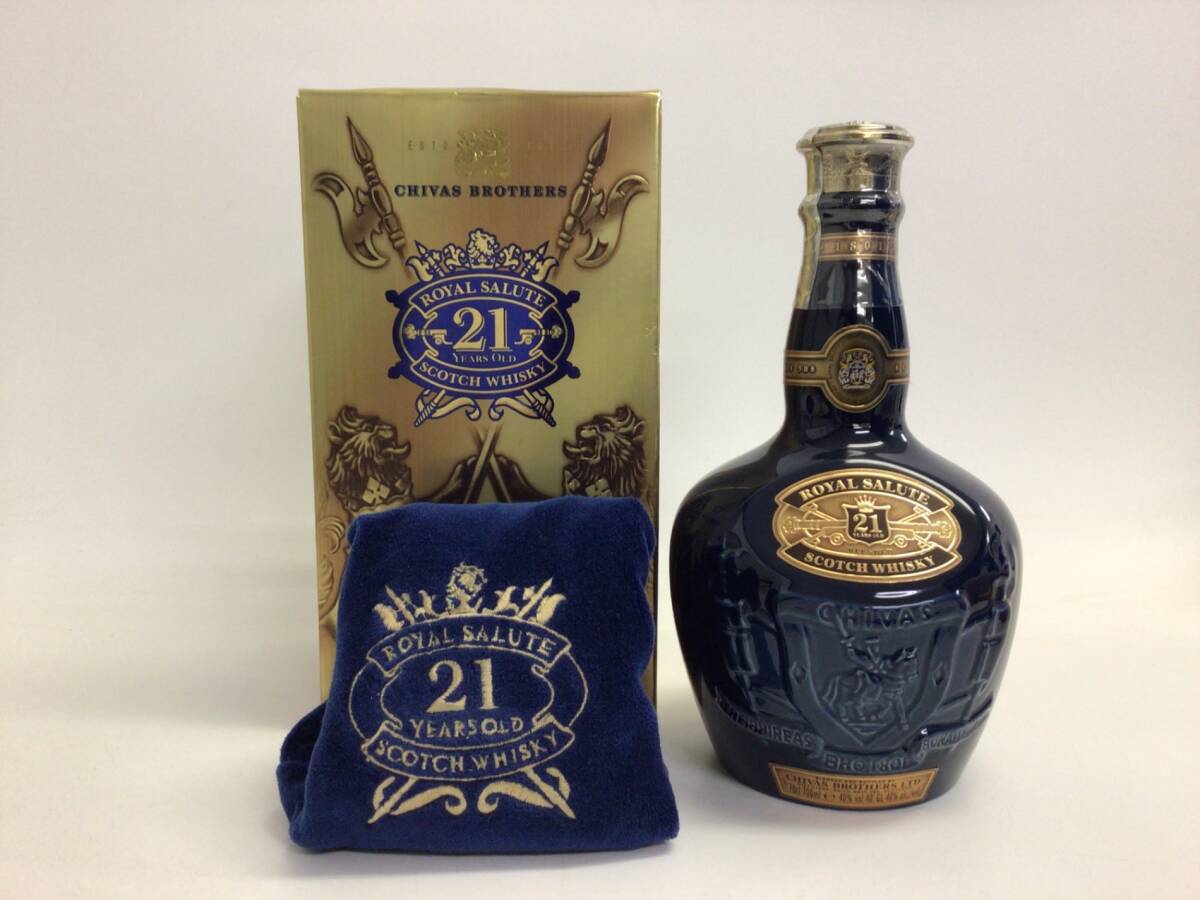 シーバス ロイヤルサルート 21 未開封 古酒 700ml 陶器 ウイスキー whisky ロイヤルサルート 21年 青陶器 700ml 40% 重量番号
