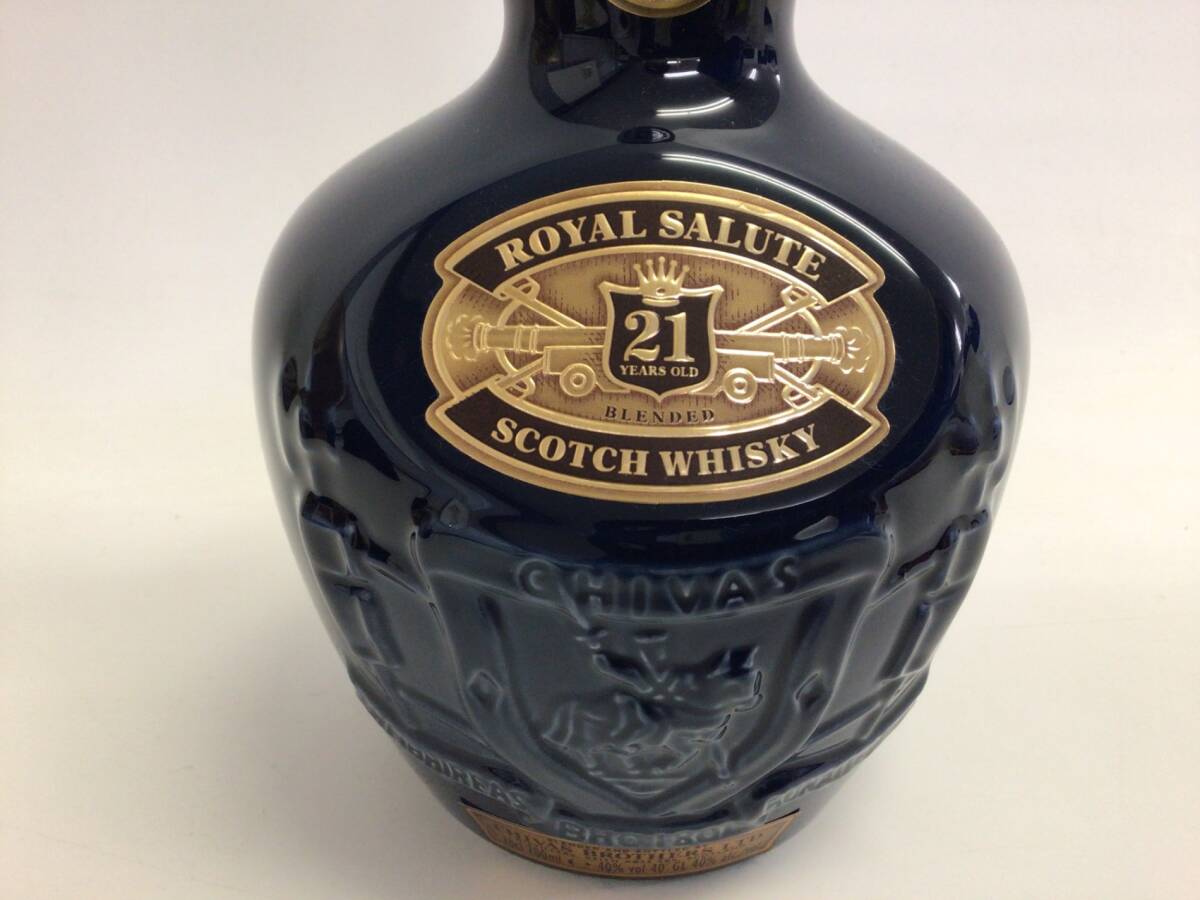 ウイスキー whisky ロイヤルサルート 21年 青陶器 700ml 40% 重量番号