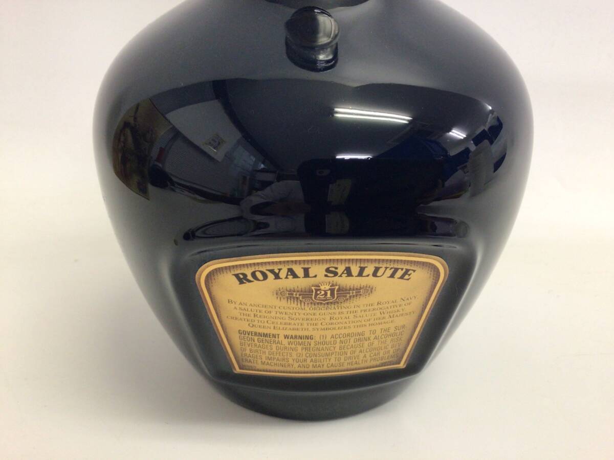 ウイスキー whisky ロイヤルサルート 21年 青陶器 700ml 40% 重量番号