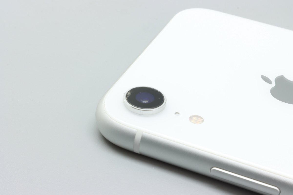 White iPhone - Apple 64GB XR 64GB, XR, A2106 com: | SIMフリー 