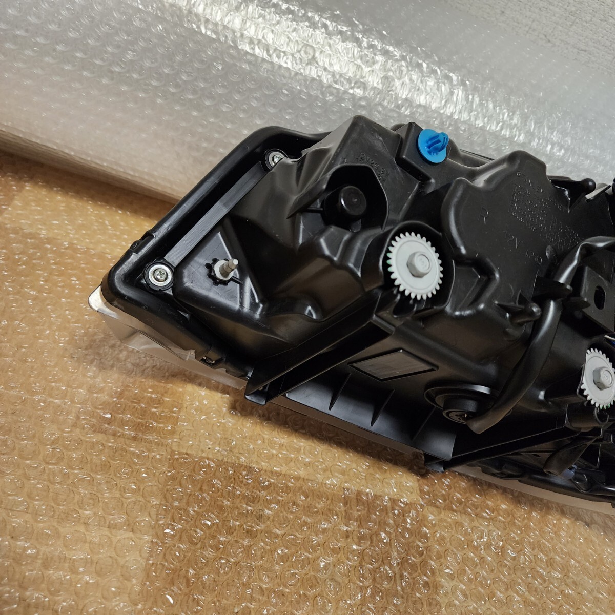 驚きの破格値，品質保証 希少 ハイゼット トラック 後期 純正 LED ヘッドライト 右 運転席側 S500P S510P STANLEY W4567 検索)テール フォグ グリル 棚D135