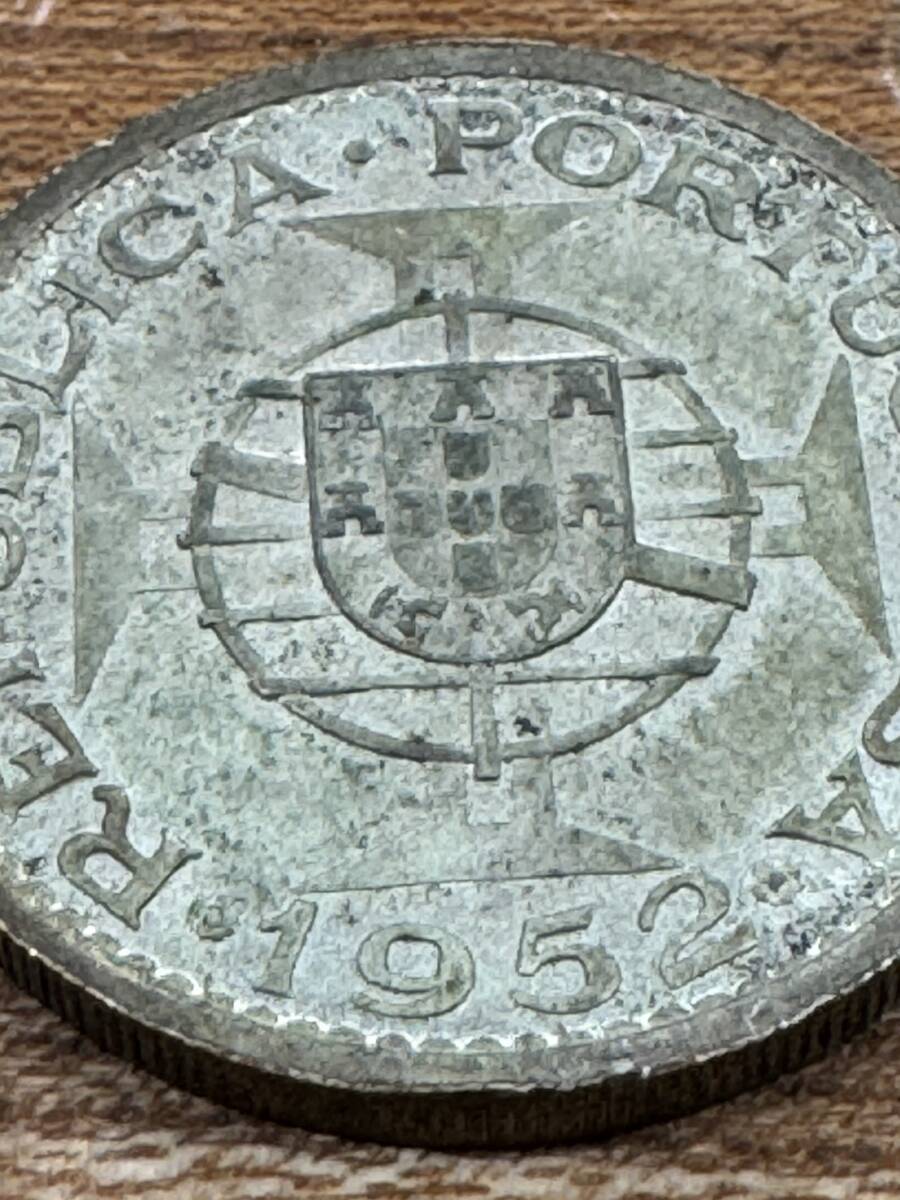 激激レア！ 1952年 ポルトガル領 マカオ 5パタカ銀貨 硬貨 コイン