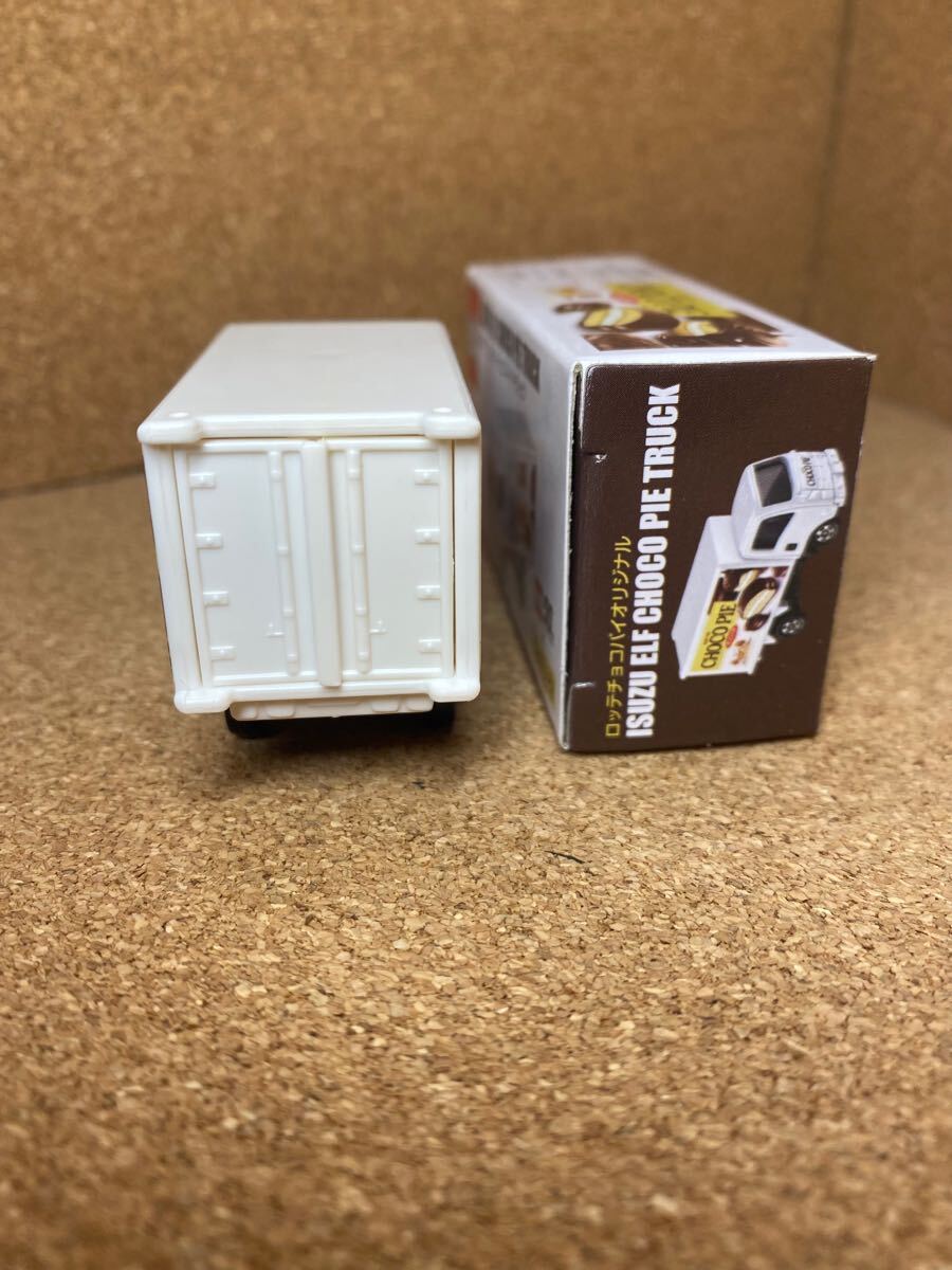 非売品 トミカ ミニカー tomica minicar いすゞ エルフ チョコパイ