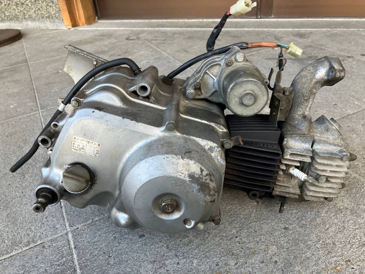 ホンダ スーパーカブ90カスタム エンジン本体 セル付き HA02 スーパー