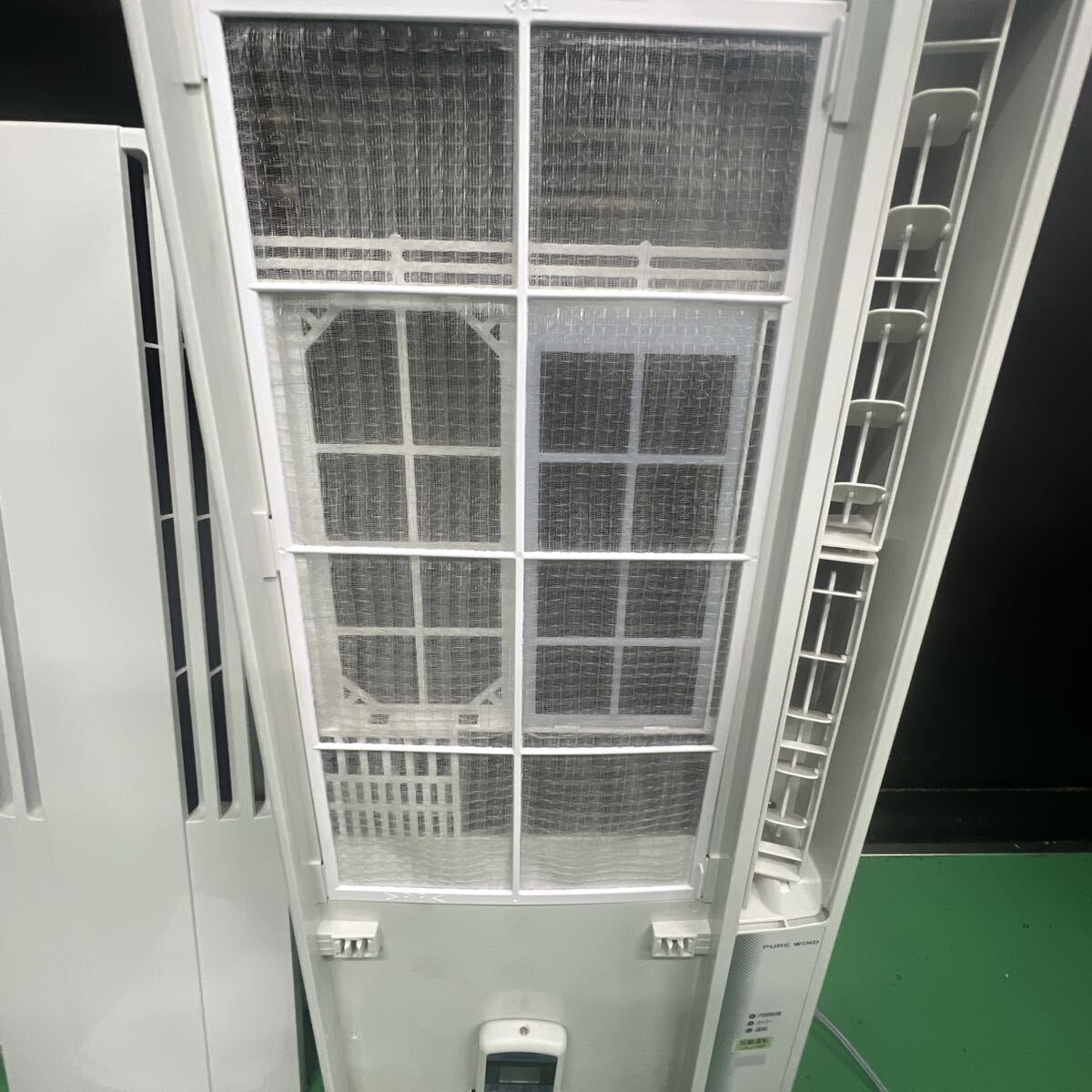 ●【直接引渡し限定】CORON 窓用エアコン CW-F1621 【製造年】2021年 数回使用美品・サッシ枠付き_5