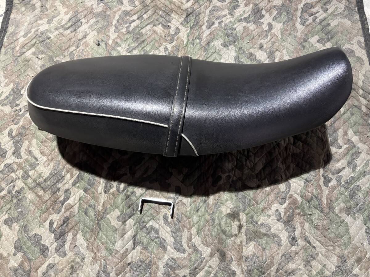 04〜 スポーツスター k＆H ダブルシート ラバスパ 04以降 - ほぼ未使用 