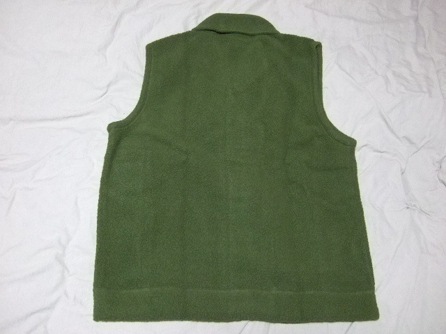 未使用　AIGLE　エーグル　フリースベスト　L　オリーブ_3