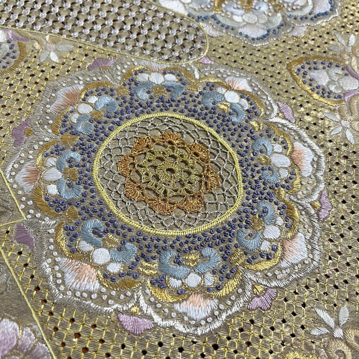 No.310 中国三代刺繍 汕頭・相良・蘇州刺繍 華文 鳥 六通袋帯 正絹 傷
