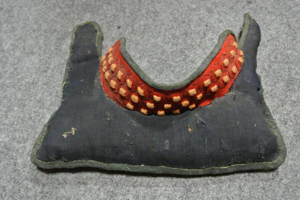 【武具　甲冑】　襟まわり　江戸時代