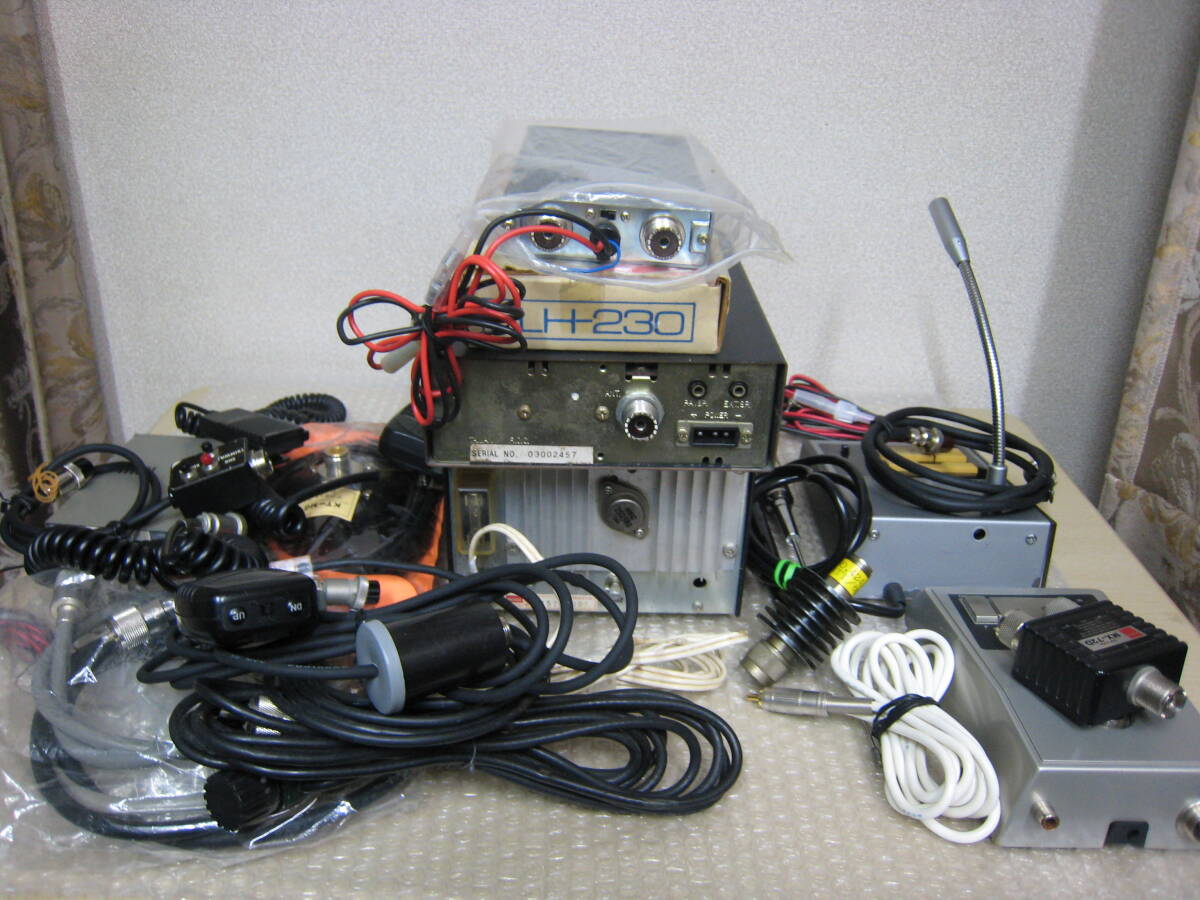 アマチュア無線／大量！周辺機器／ＣＢ無線／ハンディー機／スタンドマイク／その他／動けばラッキー／ジャンク_3